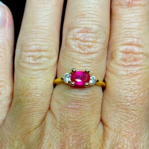 AVON Tri Stone Pink Gemstone Ring (Size 7.5)